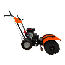 Бензиновая самоходная подметальная машина YARD FOX 800SL Бензиновая самоходная подметальная машина YARD FOX 800SL