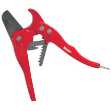 Труборез для пластиковых труб