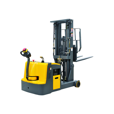 Штабелер-ричтрак самоходный без платформы TOR 1,5 т 5,0 м CPD15W