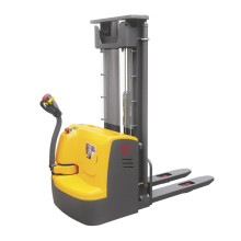 Штабелер электрический самоходный 1,5 т 3,5 м XILIN CDDR15-III