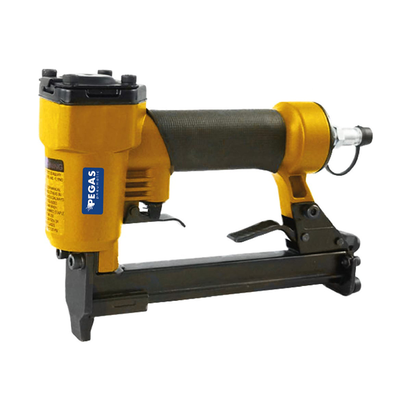 Скобозабивной пистолет пневматический Pegas pneumatic FS8016-A