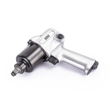 Ударный пневмогайковерт FoxWeld 600 Нм